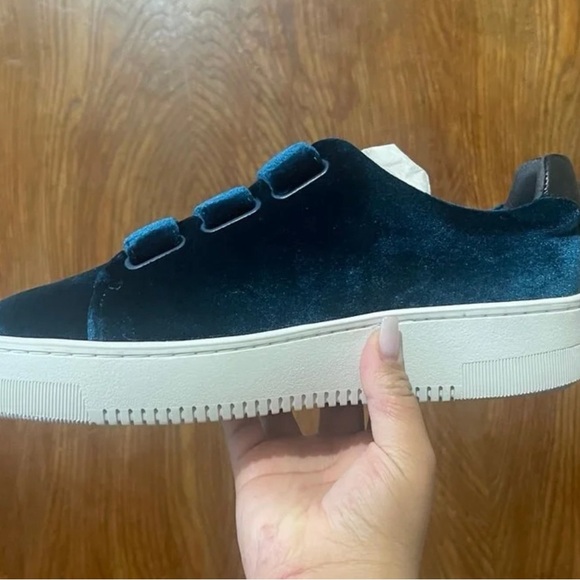 Sandro Velvet Sneakers NEVER USED - Picture 2 of 3